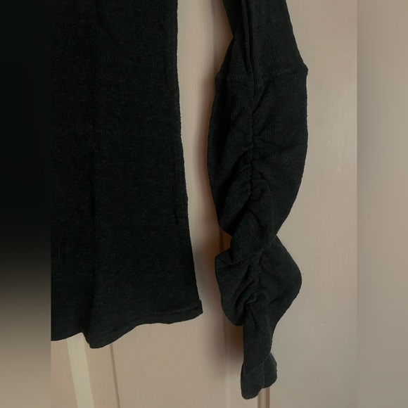 Intimately Free People Boundary Long Sleeve Layering Tee size Large Dark Green - Picture 5 of 5